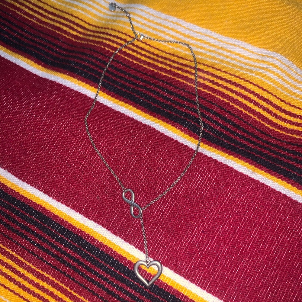 Women’s silver choker necklace